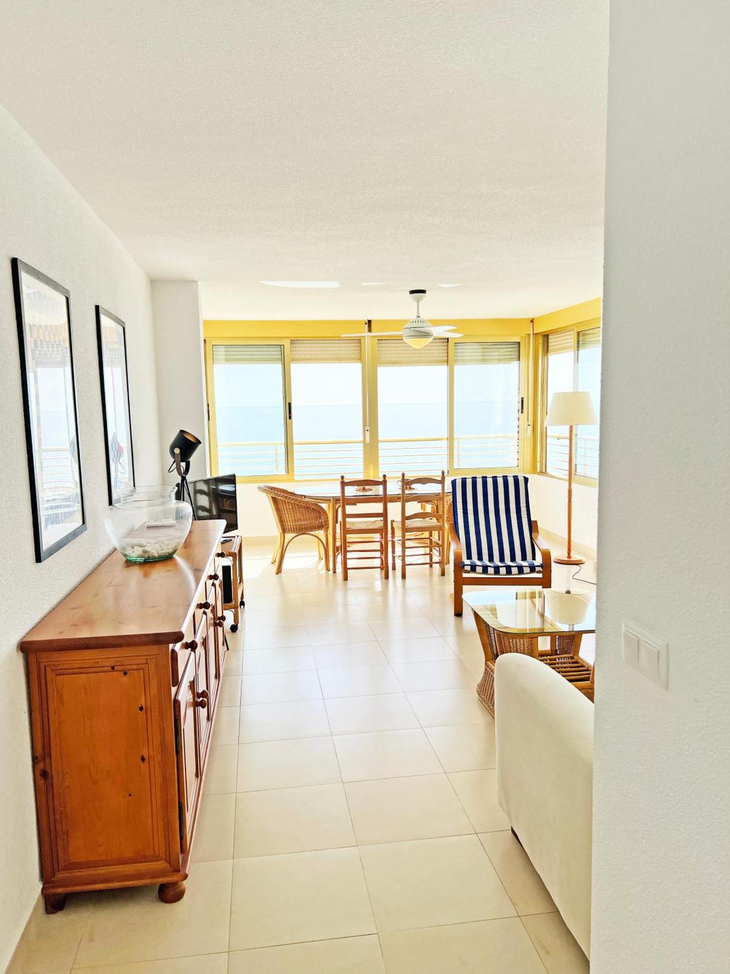Oasis Frente Al Mar. Parking Gratis Διαμέρισμα El Campello Εξωτερικό φωτογραφία